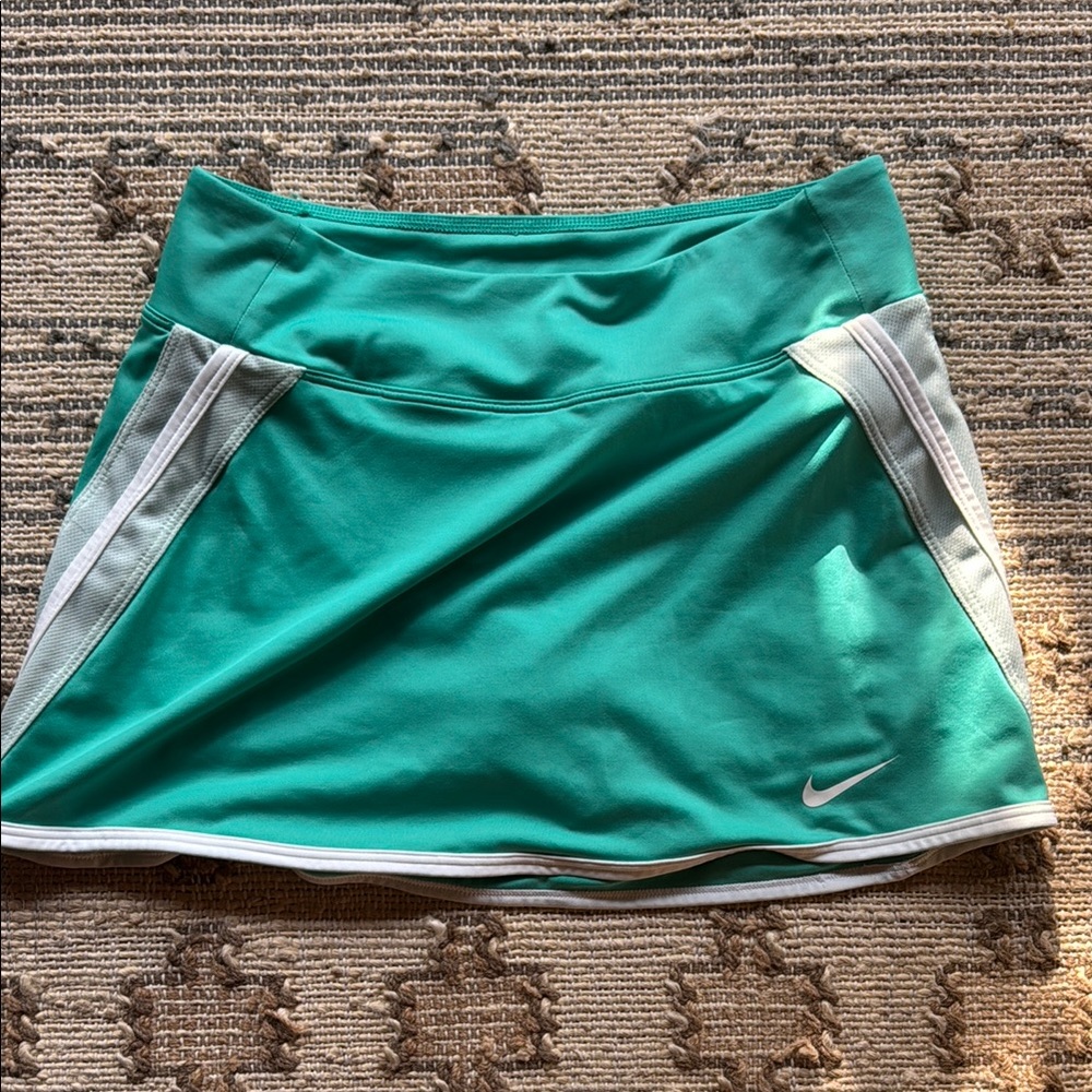 Nike Green and White Sports Skirt